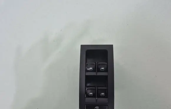 Skoda Octavia Mk3 (5E) Electric window control switch 5E0959857