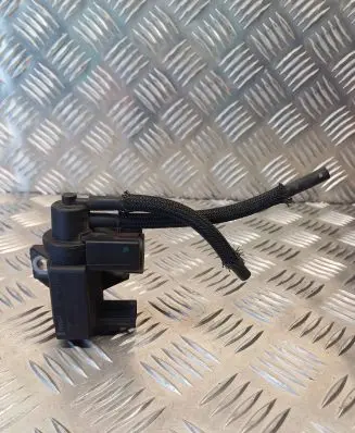 Toyota Avensis T250 Turbo solenoid valve 258190R011 70051308 07T285
