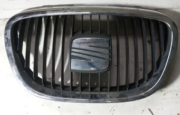 Seat Altea Front grill 5P0853654