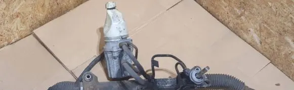 Opel Zafira B Steering rack