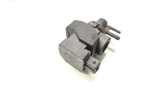 Nissan Qashqai+2 Vacuum valve 149567097R