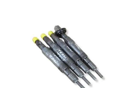 Ford Transit Fuel injector TJBB02601D 004202 LYG