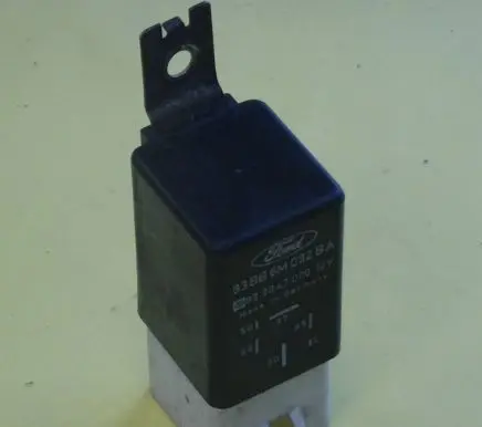 Ford Mondeo MK I Other relay 93BB6M092BA 899047000