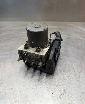 Toyota Avensis T270 ABS Pump 0265950749 00510T0013