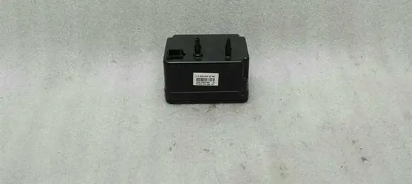 Mercedes-Benz E C207 W207 Central locking vacuum pump A0008003348