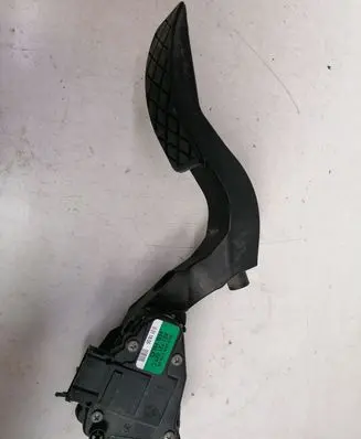 Audi A4 S4 B7 8E 8H Accelerator throttle pedal 8E1721523C 6PV00837505