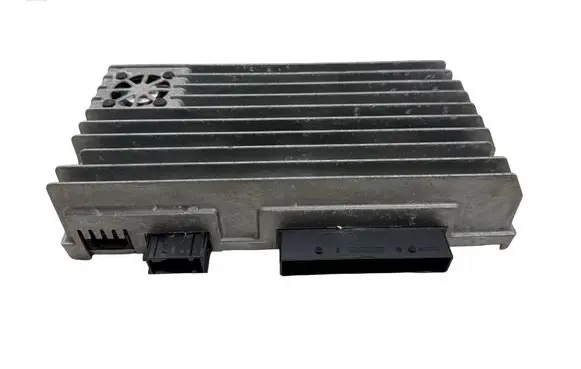 Audi S5 Sound amplifier 8F0035223D 8F0035223C
