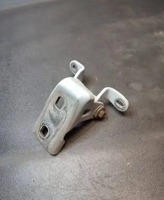 Skoda Superb B8 (3V) Rear door lower hinge A046574