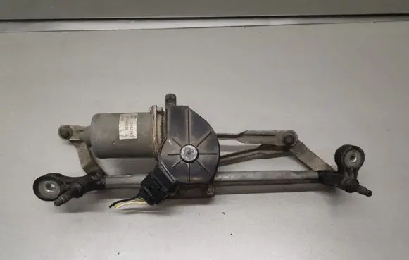 Opel Corsa D Front wiper linkage and motor 13182340