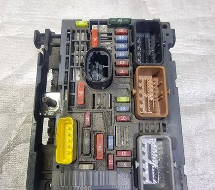 Citroen C5 BSM Control unit 9675877980 BSMR0200