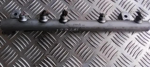 Mercedes-Benz B W245 Fuel main line pipe A6400702595