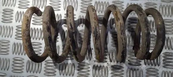 Suzuki Swift Cultus Rear coil spring