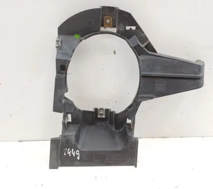 BMW 1 E82 E88 Fog light bracket 8045447 15857711