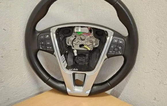 Volvo XC60 Steering wheel 31332536