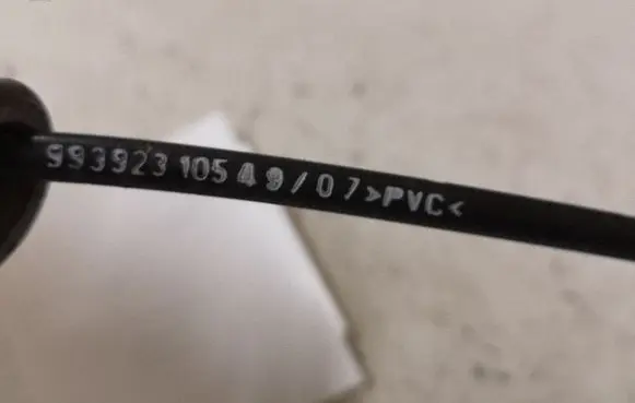 Volvo V50 Rear door cable line 993923