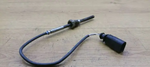 Exhaust gas temperature sensor