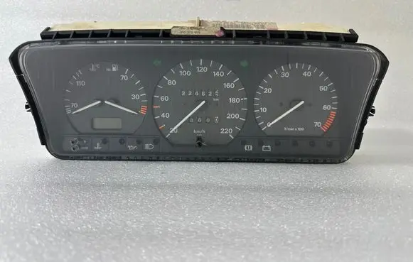 Volkswagen PASSAT B4 Speedometer (instrument cluster) 3A0919059 3A0919033