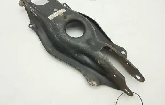 Mercedes-Benz C W205 Rear upper control arm/wishbone A2053521900