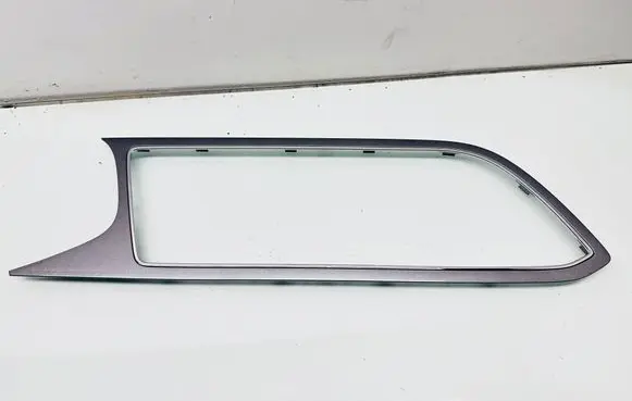 Seat Leon (5F) Radio/GPS head unit trim 5F1858061A