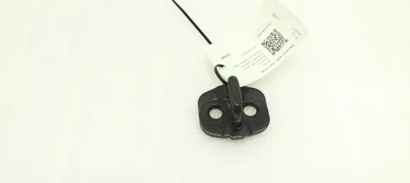 Nissan Pulsar Front door lock loop/hook striker 