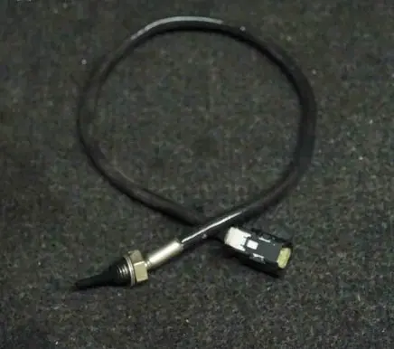 BMW 3 E90 E91 Oil temperature sensor 8507628