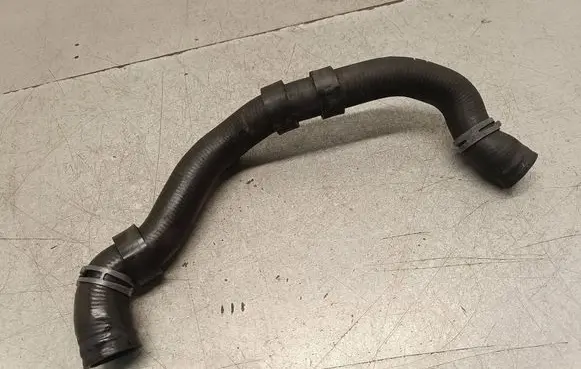 Volkswagen Touran II Intercooler hose/pipe 301788