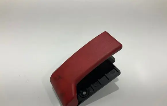 Mercedes-Benz CLS C219 Engine bonnet (hood) release handle A1248800320