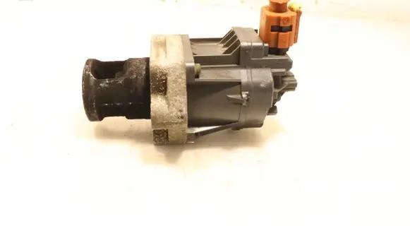 Opel Insignia A EGR valve 14098