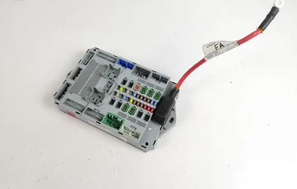 Jaguar XF X250 Fuse module DX2314D628AG