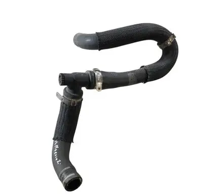 Maserati Ghibli Engine coolant pipe/hose 670031896