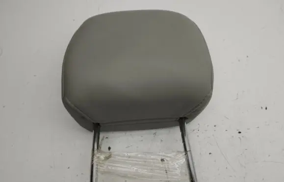 Lexus IS 220D-250-350 Front seat headrest 