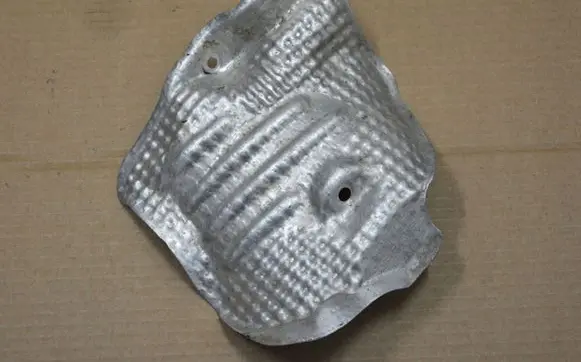 Volkswagen Touareg II Heat shield in engine bay 7P0521443B