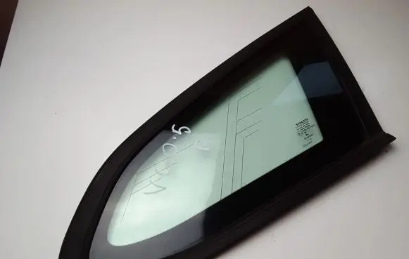 Volvo V60 Rear side window 31371795