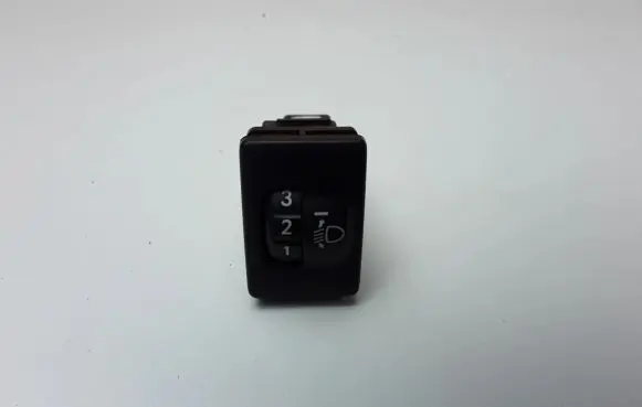 Toyota Auris E180 Light switch 8415202090