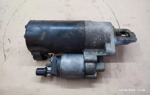 Mercedes-Benz S W221 Starter motor A6429060900