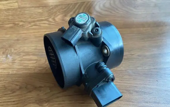 Mercedes-Benz E W212 Mass air flow meter A6460940048