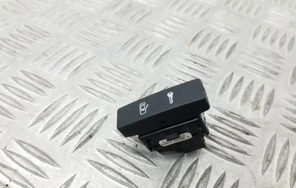 Volkswagen Touareg I Central locking switch button 7L6962125