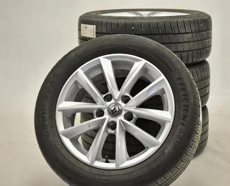 Renault Megane IV R16 alloy rim 403002460R