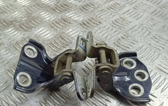 MG ZS Rear door hinge set 50011522