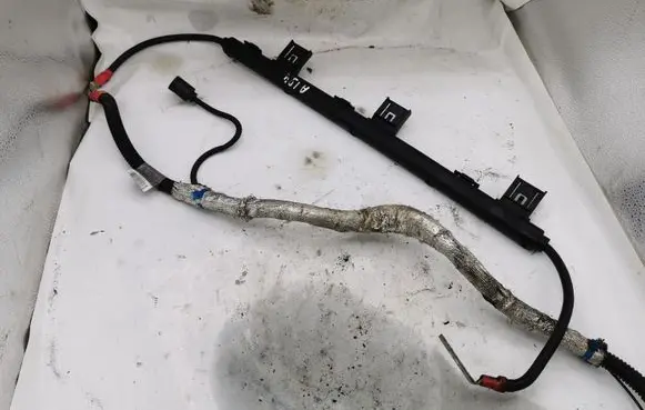BMW 1 E81 E87 Positive cable (battery) 779800904