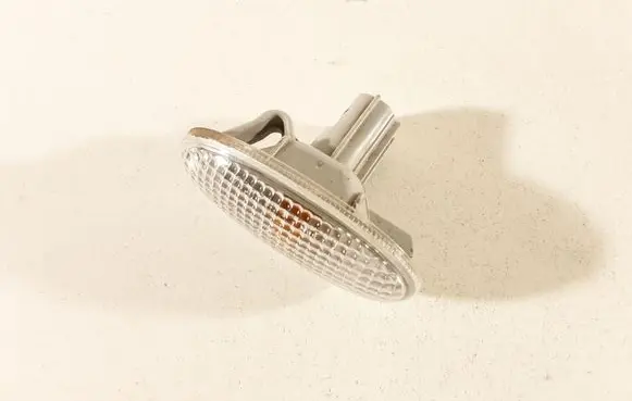 Mazda 3 I Front fender indicator light P2829 010635