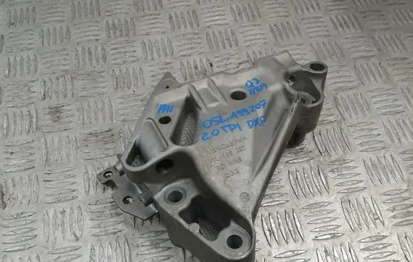 Audi Q3 F3 Engine mount bracket 