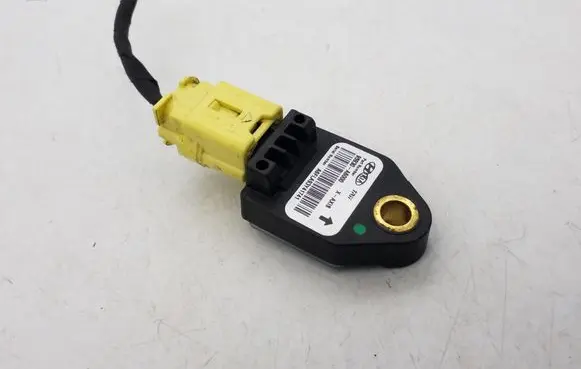 Hyundai i30 Airbag deployment crash/impact sensor 95930A6000