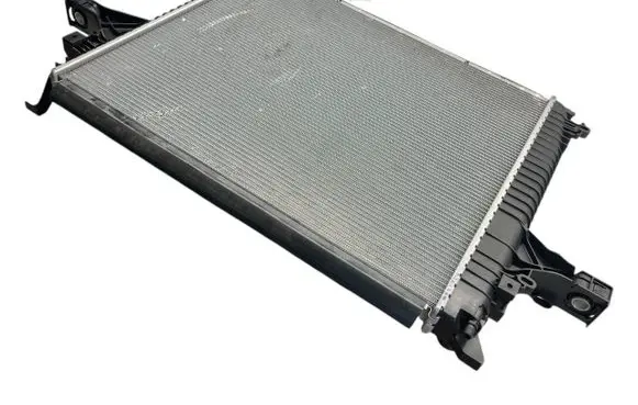 Volvo XC90 Coolant radiator 31293550 994837n