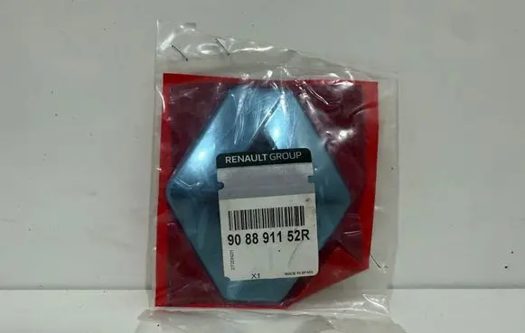 Renault Twingo III Manufacturer badge logo/emblem 908891152R