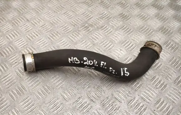 Mercedes-Benz C W204 Engine coolant pipe/hose A2045011582