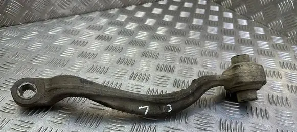 Mercedes-Benz E W212 Front lower control arm/wishbone