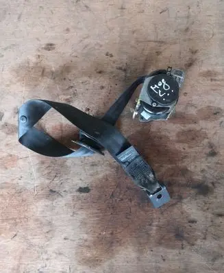 Renault Megane III Front seatbelt 888410013R