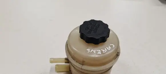 KIA Carens I Power steering fluid tank/reservoir
