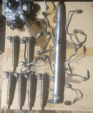 BMW 7 F01 F02 F03 F04 Fuel injection system set 780542803 7805428 0445216031